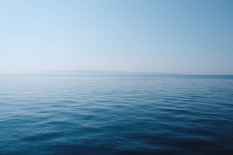 環境を意識する時代の流れでニーズが高まり、今では誰もがエコバッグを利用しつつあります