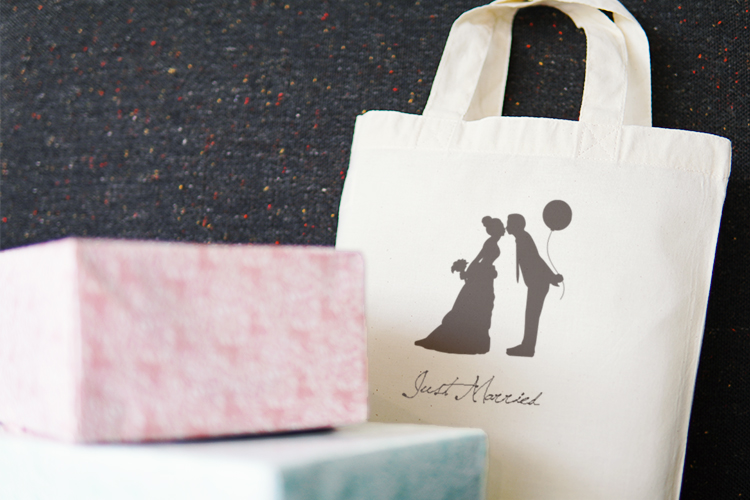 結婚式の引き出物の定番人気アイテム|費用の相場と注意点は?